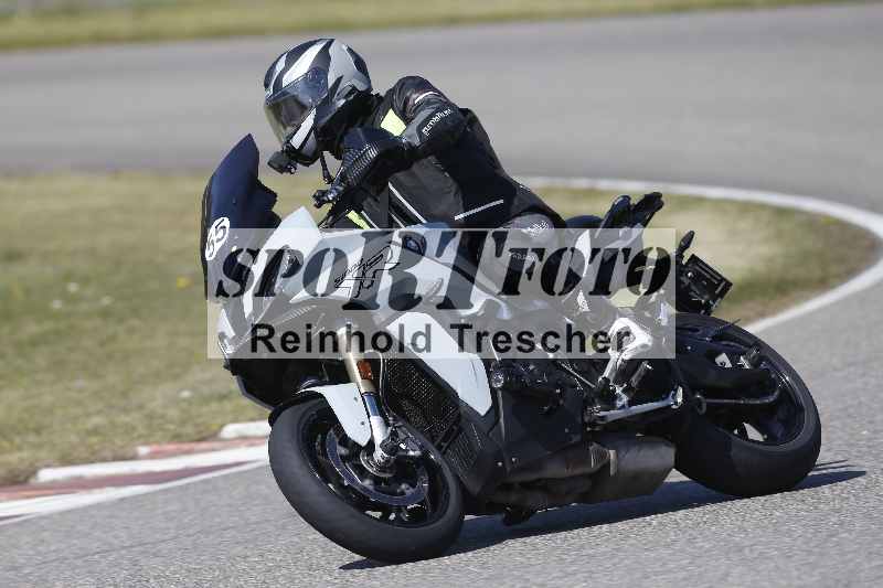 /01 02.04.2026 MAZ ADR/Gruppe gelb Gruppe gruen/55